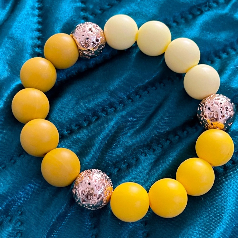 💛Yellows beaded bracelets 💛